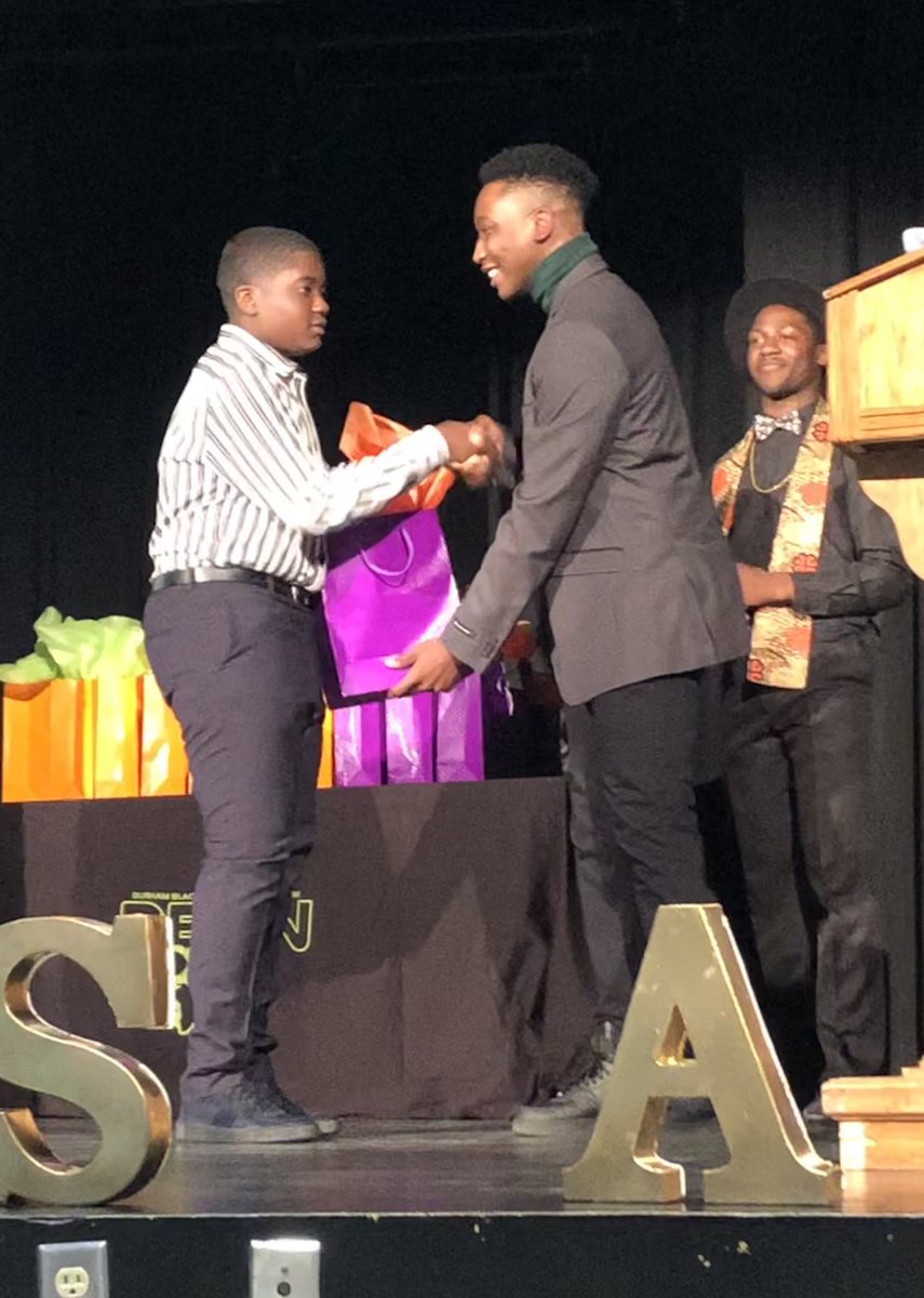TerryFoxPS's tweet photo. Marcus and Jelyssa receiving their DBEN Activating Student Success Awards! #DBEN #WeAreDDSB https://t.co/28dlfAVO3z