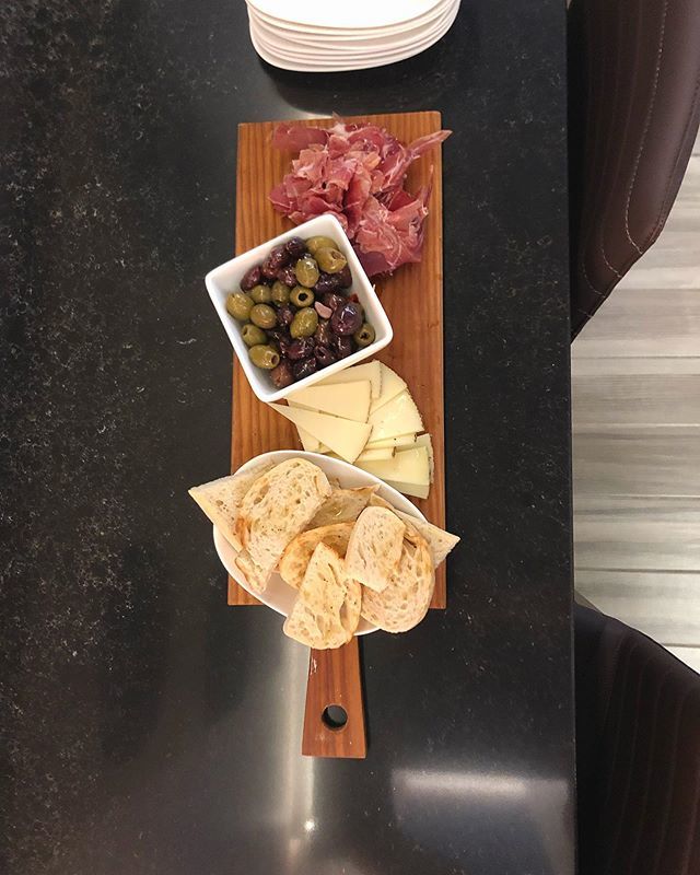 #tbt to happy hour apps at @achoteltucson 😁 instagram.com/p/BxQnE_qBt2G/