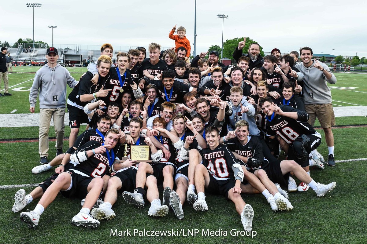 Mark22Photos's tweet photo. Hempfield celebrates their L-L League boys lacrosse championship! @JWalkLNP @HSDSportsScores @HempLax1 @LancasterSports https://t.co/KudLbXcWqw