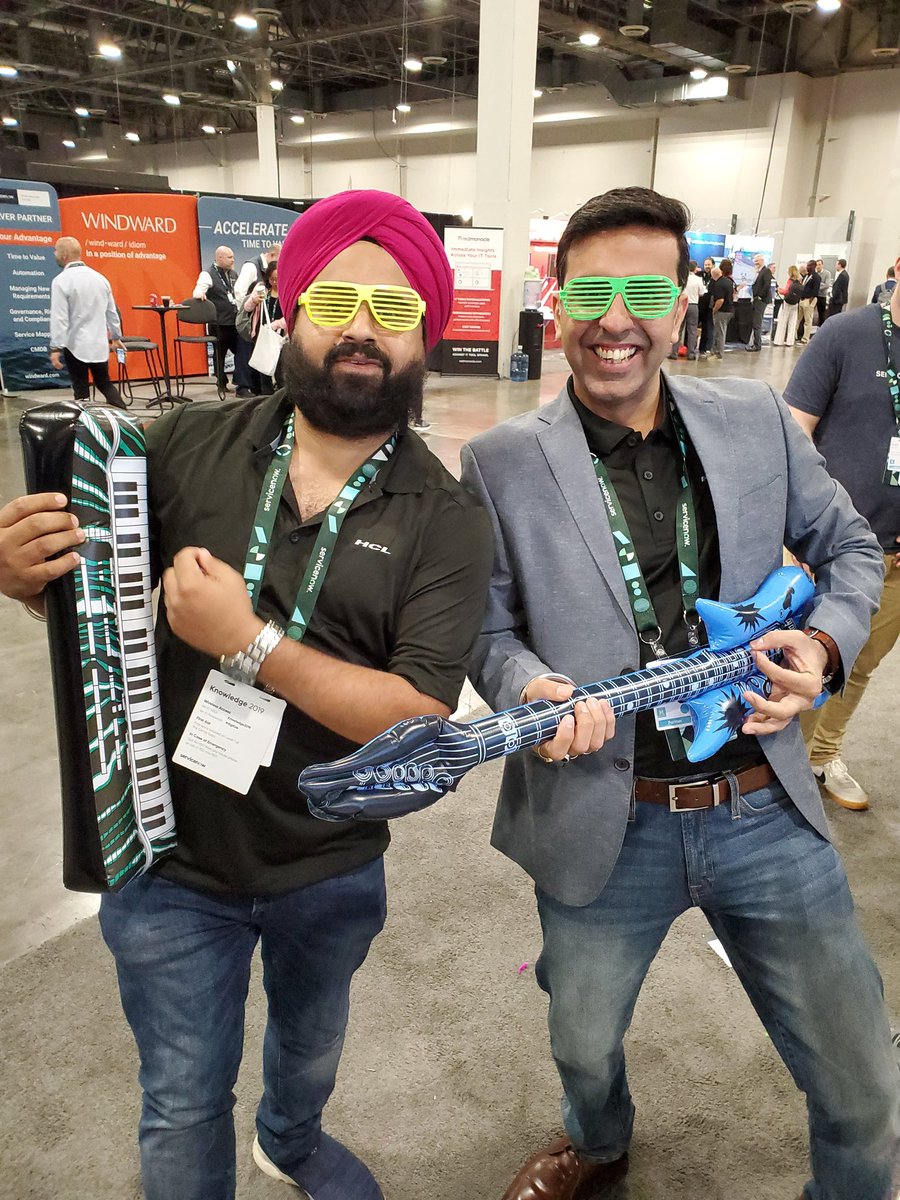 servicecatalyst's tweet photo. These fellas know how to Rock it on the show floor!  #know19 #serviceportal #visitus https://t.co/IXkY5HXByA
