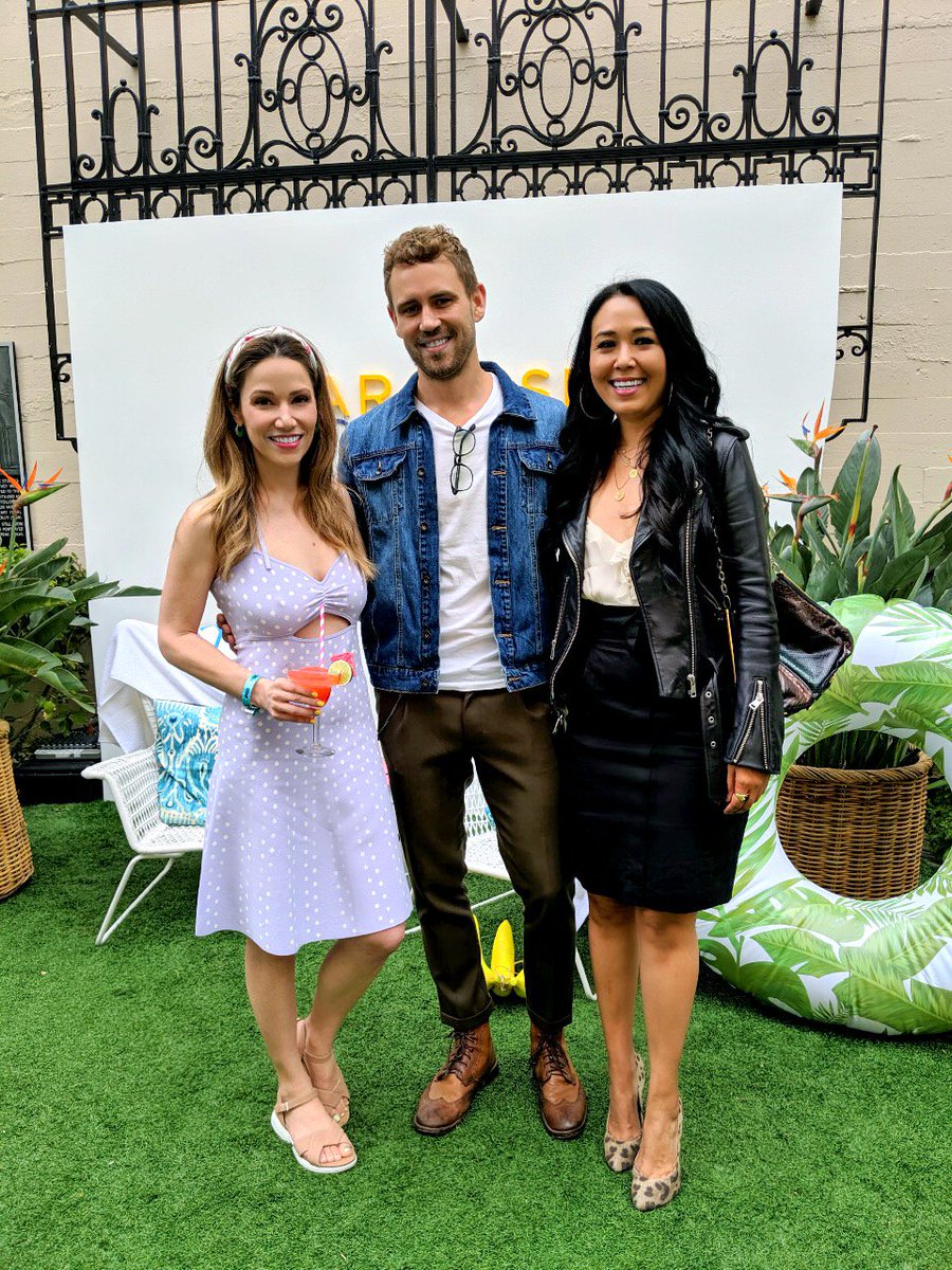 Look who we ran into at the <a href="/ParadiseHotel/">Paradise Hotel</a> premiere party! The former Bachelor @viallnicholas28 🔥 I bet there's gonna be more man candy in 5 more minutes!! #ParadiseHotel #sponsored