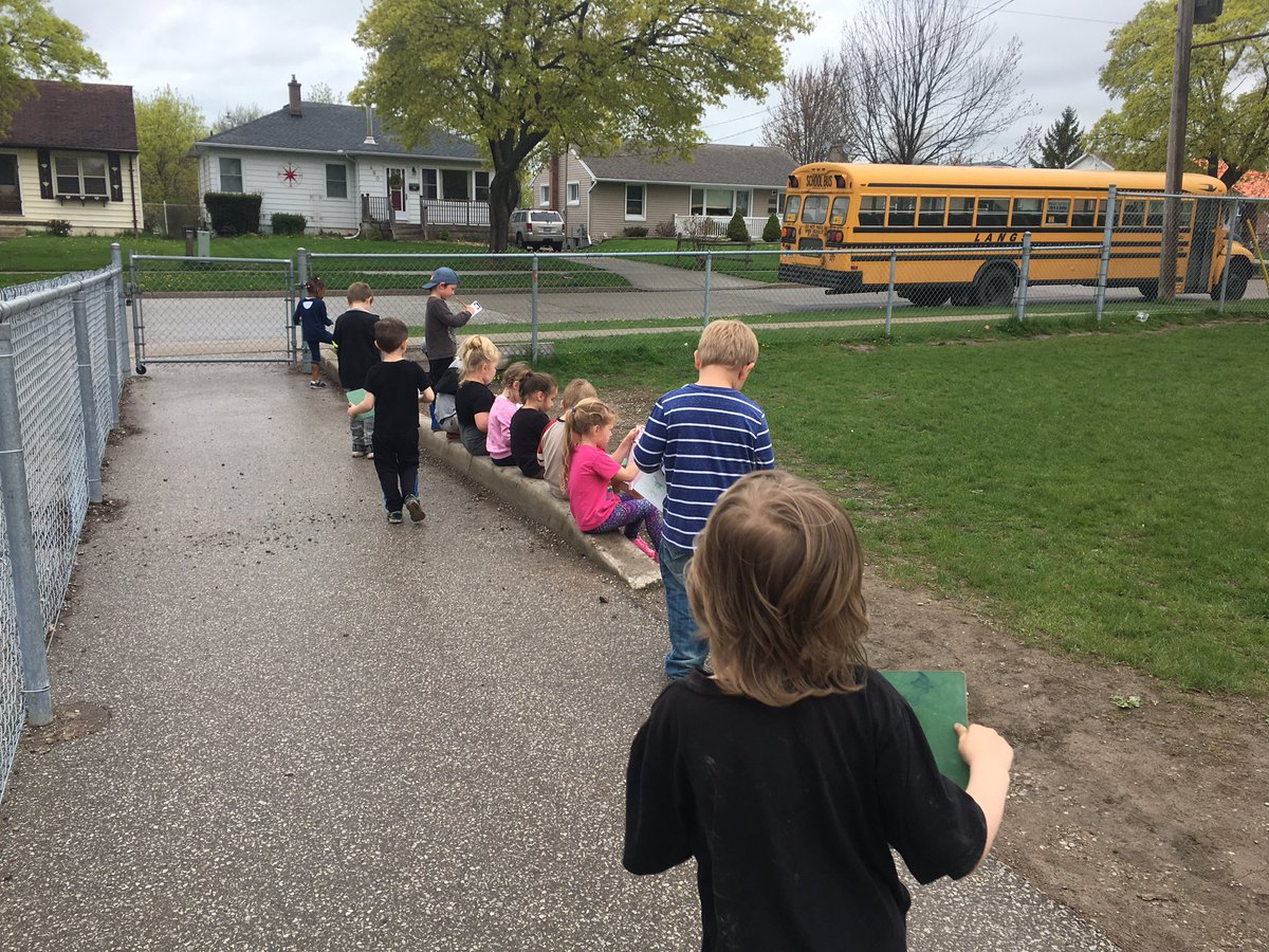 Amanda White (@amanda_m_white) on Twitter photo Rainy afternoons didn’t stop us today, our students finished the day strolling the school yard making observations with their senses. “I smell wood” “I hear birds” “I see the buses are getting here”. #sccdsb #stmattskinders #outdoorlearning <a href="/StMatthewCS/">St Matthew</a> Rainy afternoons didn’t stop us today, our students finished the day strolling the school yard making observations with their senses. “I smell wood” “I hear birds” “I see the buses are getting here”. #sccdsb #stmattskinders #outdoorlearning <a href="/StMatthewCS/">St Matthew</a>