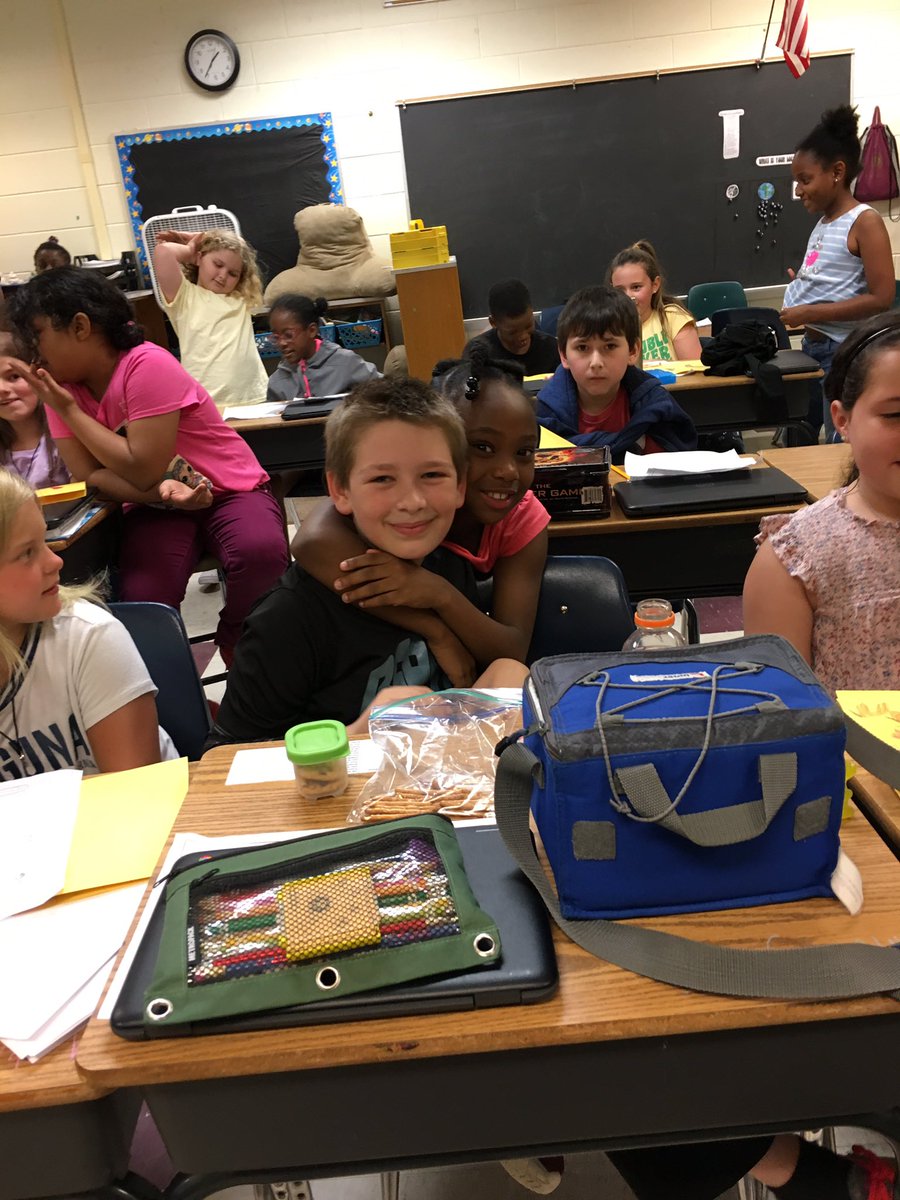 Mrs_Copenhaver's tweet photo. Our buddies came to wish us luck on the SOLs ❤️ #PowerofthePride #SEL #thesekids #ilovemyjob https://t.co/SMLZgfoItn