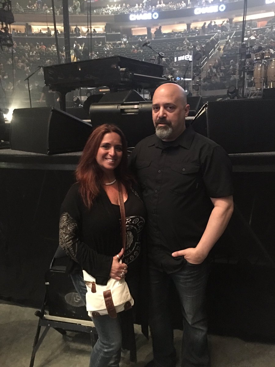 Happy Birthday Billy! #BillyJoel70BDay 
<a href="/billyjoel/">Billy Joel</a>