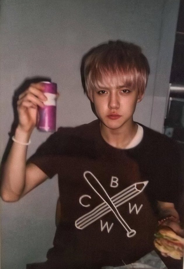 sehun pics tweet media