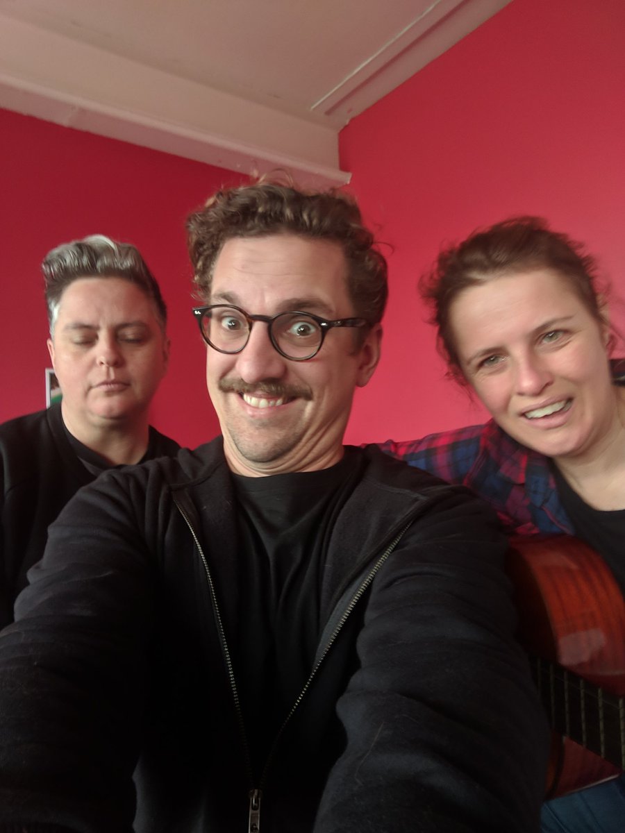 New Grub is up my darlings!

With special guest <a href="/geraldinehickey/">Geraldine Hickey</a>

ITUNES: apple.co/2HeTKA0
SPOTIFY: spoti.fi/2Wyjded
GOOGLE: bit.ly/2HbmY3S