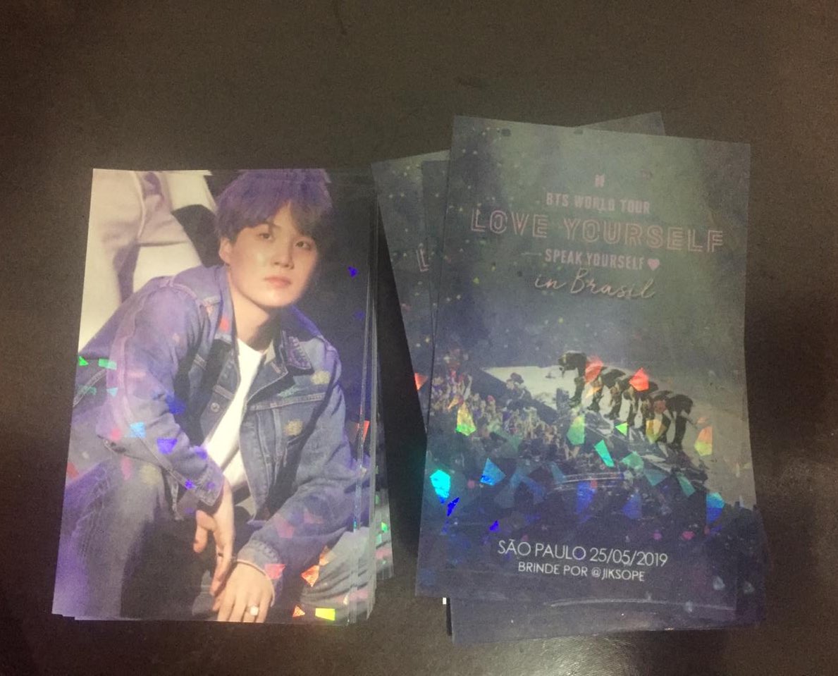 vantedid's tweet photo. dia 25 portao B negas 
obrigada @illegaljikook por cuidar dos meus filhos até eu chegar aí 🥺💜👈🏼 https://t.co/AEE5iCdtxg