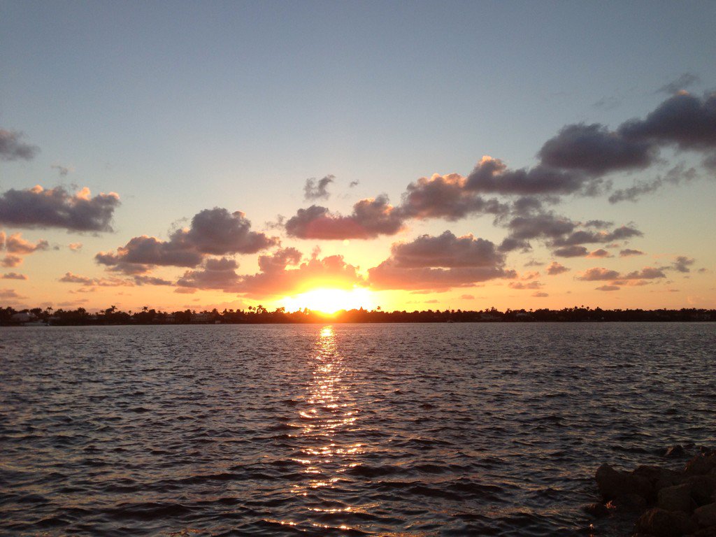 @FiftyShades @JamieDornan_Inc InThe #SunshineState Florida our #TropicalSeason begin next month.My #GreyToday Sunset