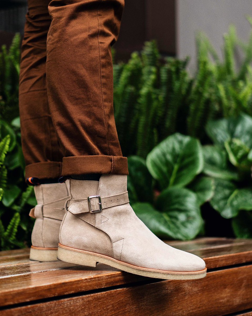 carl suede belted chelsea boot