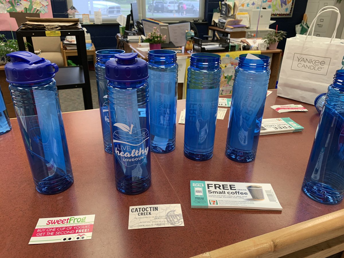 Thank you so much for the water bottles @livehealthyloudoun and <a href="/RevYourBev/">Rev Your Bev</a>