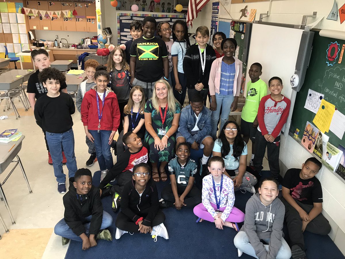 Today was my first time teaching a lesson! These kids are very special to me and I am so not ready to leave them on Wednesday. Thank you @MsDorrWilbur for all you do!! Thank you for letting me join your classroom and for showing me how to be a good future teacher!! ❤️