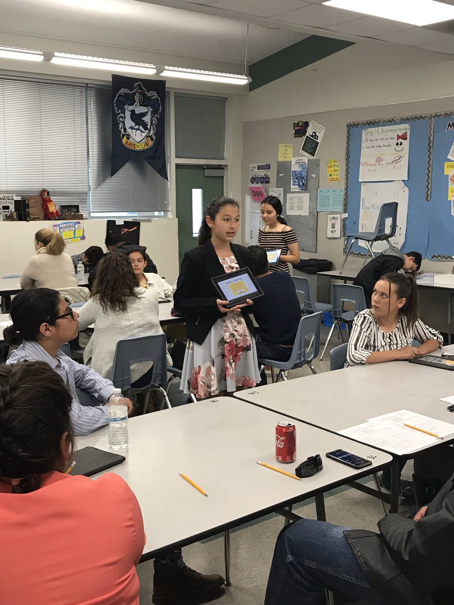 HTM_FLAGS's tweet image. FLAGS Portfolio Night Round 2! #SUHSD @HTMFalcons @SUHSD