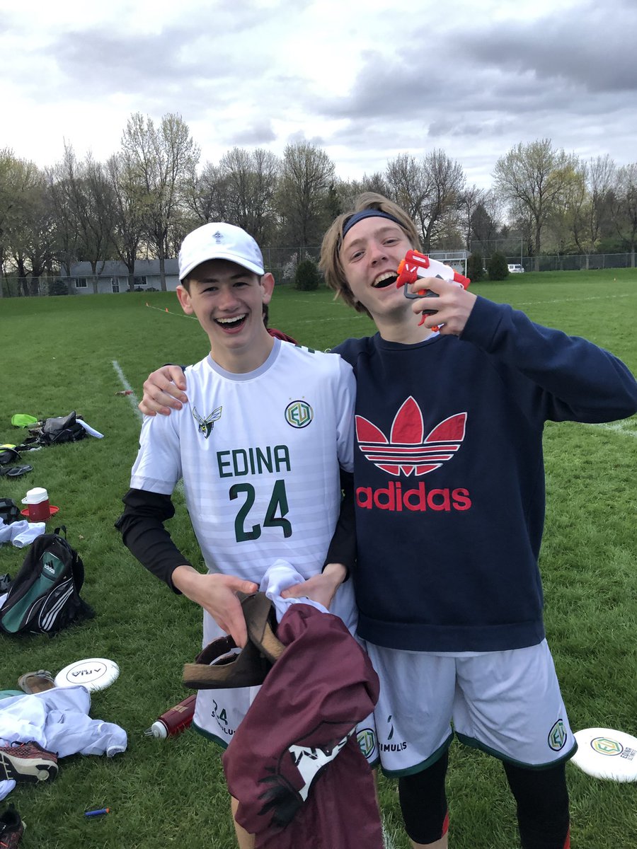 SnipaGang tweet media