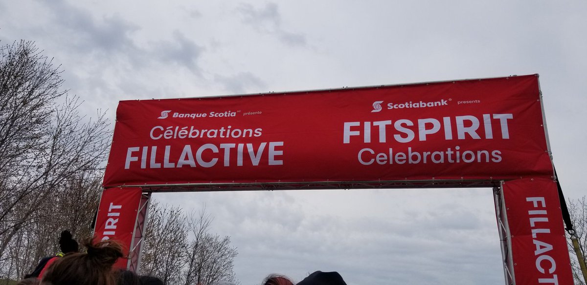 marie_pelchat_'s tweet photo. Oof it's nice to be home even if the trip I went on was only a day and a half but it was super fun!! I did a 5k "run" (I walked most of it oops) but it was great, but tiring! #FitSpirit #FilleActive https://t.co/ESC6LfiK2X