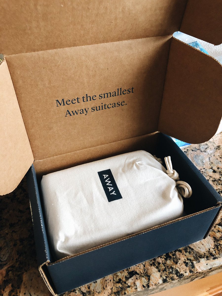 ordered yesterday and arrived today! how is this real 😍 not complaining tho <a href="/away/">Away</a>