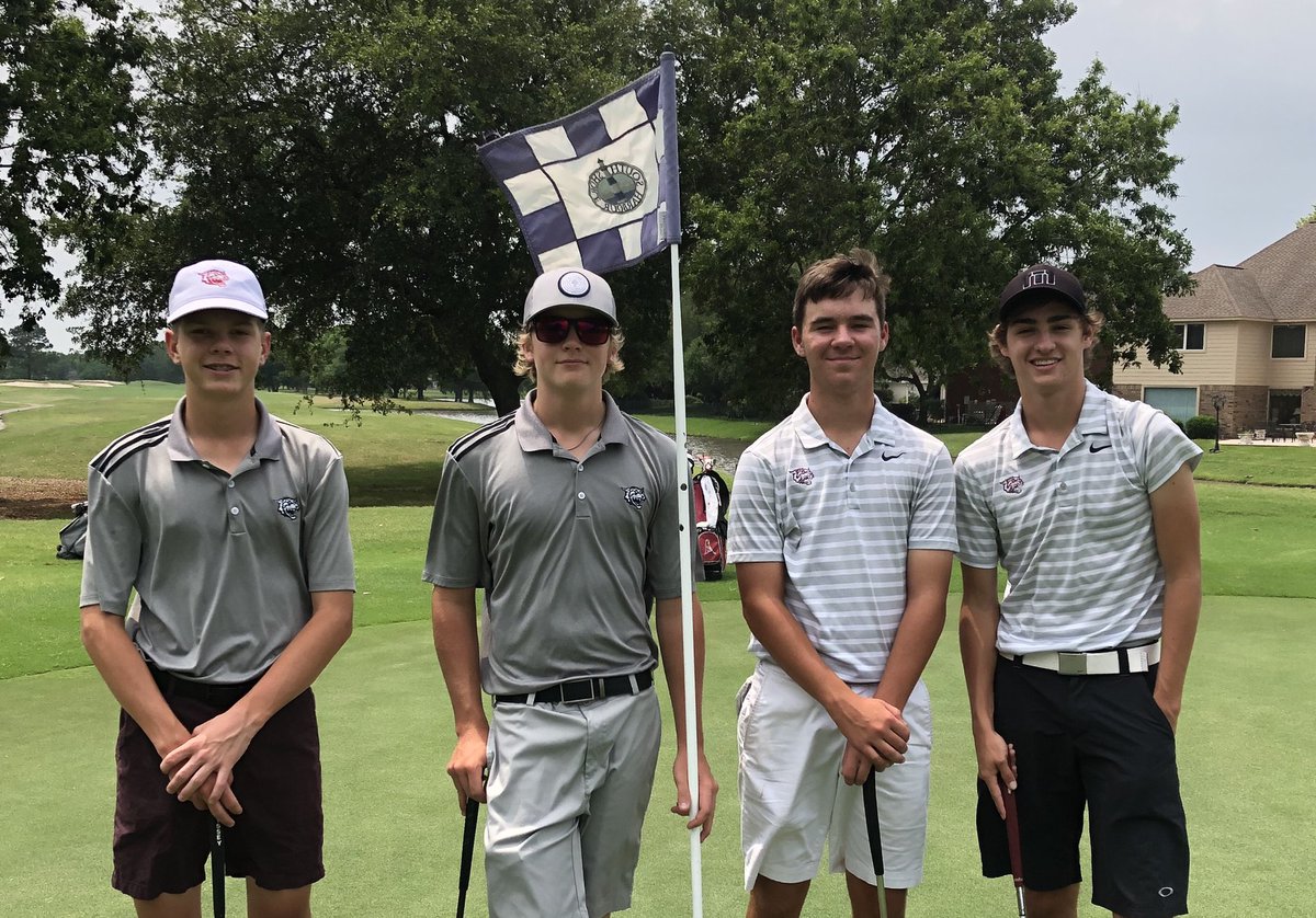 ccwildcatgolf's tweet photo. Here are the matchups from today’s Wildcat Ryder Cup (2 man scramble) Day 2 had both teams gaining two points each⛳️ Team Creek- 5.5 pts Team Wildcat- 3.5 pts The Cup 🏆will go to the winner of the singles matches next week! #scramble #WildcatFun #UpForTheCup https://t.co/0KgALZzgNi