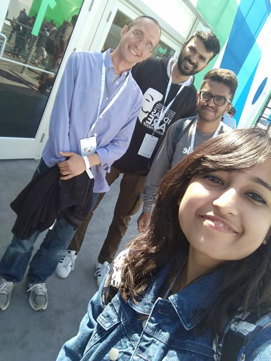 pooja_bhaumik's tweet image. And I finally met the creator behind @itsallwidgets. It was so great seeing you at #io19 and have a discussion about #flutterforweb