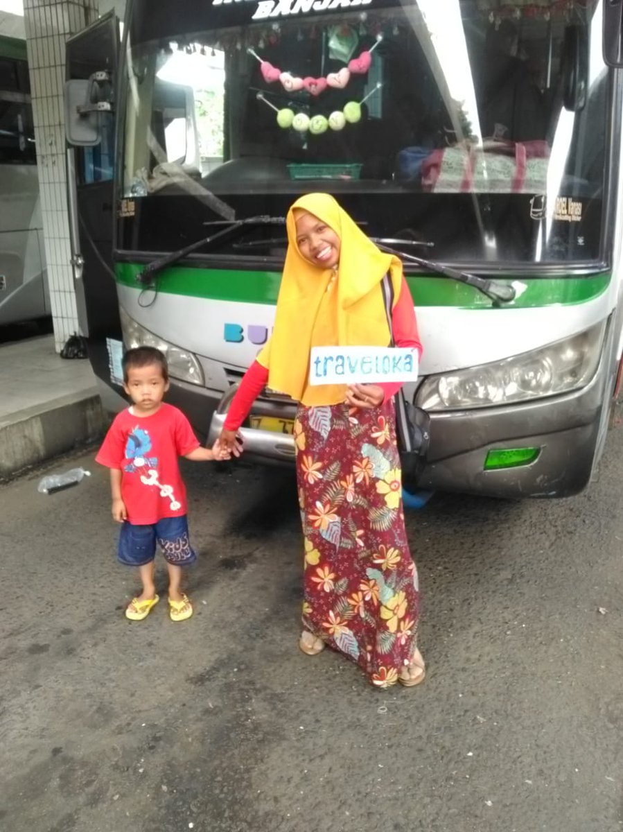 baimchuleng's tweet photo. @traveloka dulu,naik bus kemudian 🚃
Yeeaaayy, akhirnya... 👏
Libur..telah Tibaaaa..😍
Libur telah Tibaaaa..😍
Waktunya jalan2 manjain putra ku @baimchuleng&amp; keluarga tercinta 😍
Asyiiik 😉
Serunya naik bus🚃🚃 #BusTualangTraveloka 
@ANTVOfficial_
@Pesbukers_antv1 https://t.co/gqzQ98NlnX