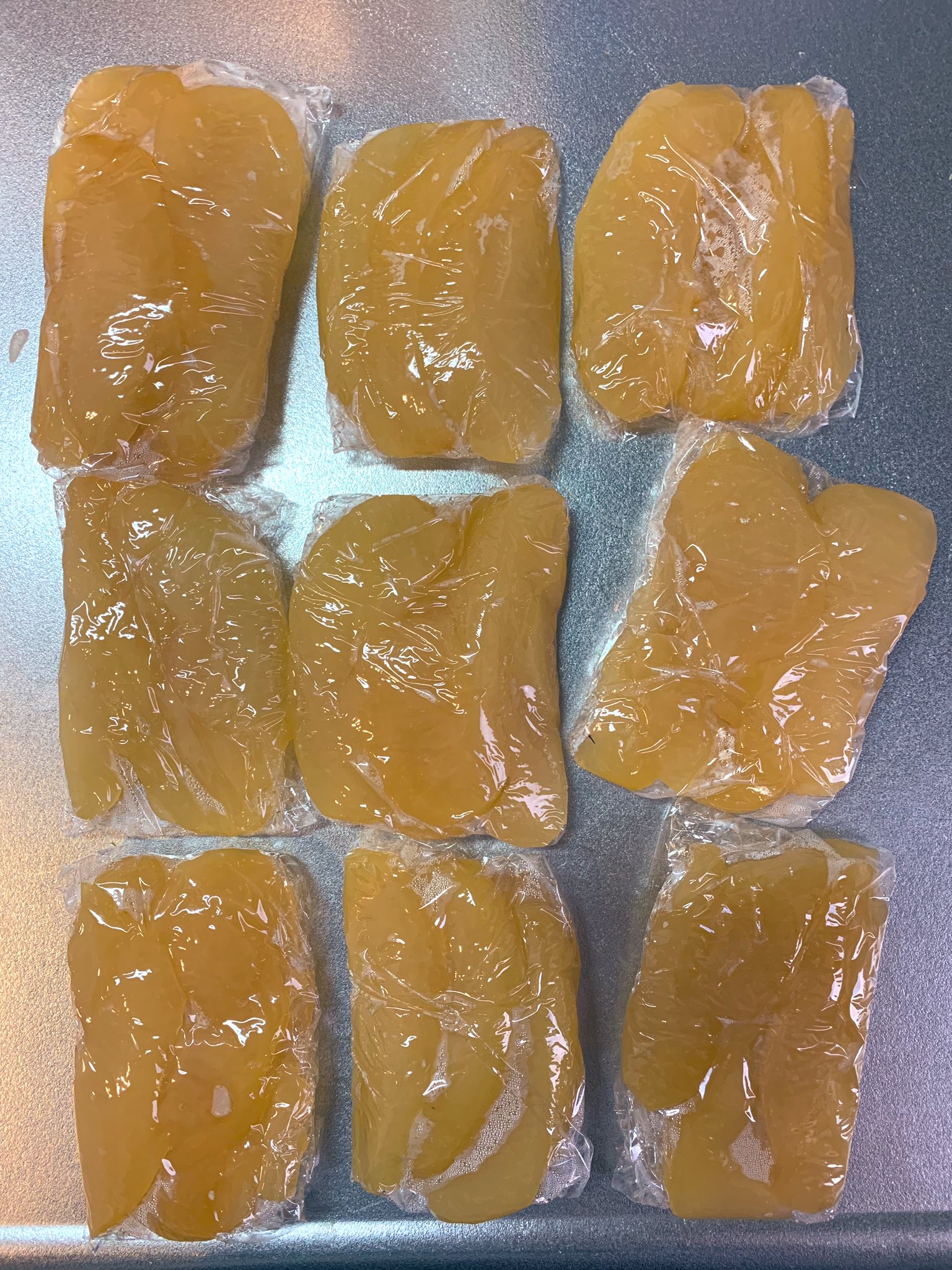 む ぎ と ろ 知ってる人も多いと思うけど 適当にりんご 2 3個薄切りにして炊飯器にドーンってしたら水も砂糖も入れずにそのまま炊飯すればクタクタの甘いりんごの出来上がりだよ 早炊で大丈夫だよ 小分けにして む ぎ と ろ 知ってる人も多いと思うけど 適当にりんご 2 3個薄切りにして炊飯器にドーンってしたら水も砂糖も入れずにそのまま炊飯すればクタクタの甘いりんごの出来上がりだよ 早炊で大丈夫だよ 小分けにして