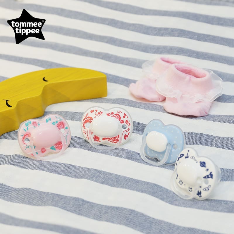 KidsKids_vn's tweet photo. Nhẹ nhàng xinh xắn thì cứ chọn mấy em Little London các mẹ nha ❤️❤️❤️
#tommeetippee #tommeetippeevn #tommeetippeevietnam #binhsua #dodungchobe #dodungmevabe #dungcuanuong #dungcuandam #andam #mevabe #kids #parenton https://t.co/8pZ1azi2cz