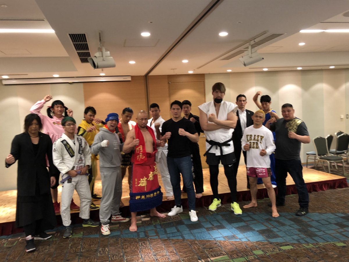 伊東雅司 巌流島の記者会見に参加してきたけど こんなキャラの宝庫の大会ってある 酔拳にニャンニャン拳法 歌舞伎町最強ホストに現役ボディガード 喧嘩師 高久空手 日本拳法 インド王族武術 修斗にボンサイ柔術 倉本流空手 ムエタイ そして実は