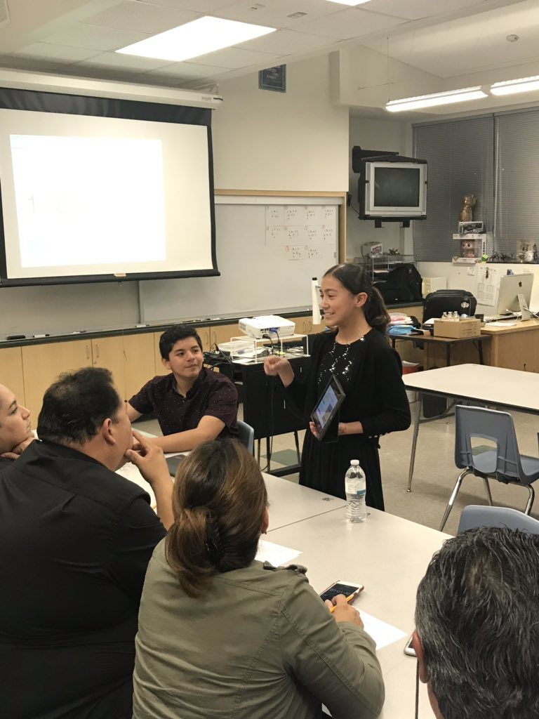 HTM_FLAGS's tweet image. Round 5!  Some of these students are looking really comfortable sharing what they’ve learned! #suhsd #htmfalcons @HTMFalcons