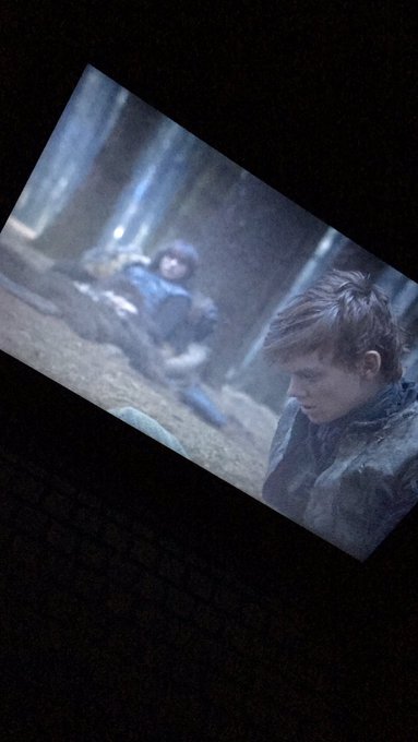 Esto se pone bueno, pido perd&oacute;n por no verlo antes. #GOT https://t.co/cLn1OBnxfT<a href="/tag/got"class="tags"><span>#got</span></a>