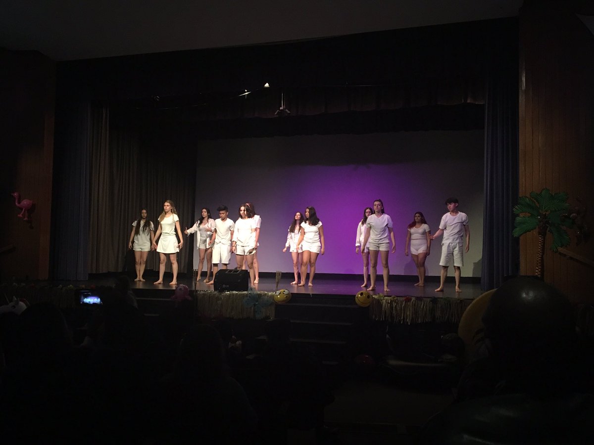 What a fantastic dance showcase!!!  #bmtmdancers Great job <a href="/BMTMDance/">BMTMDance</a>