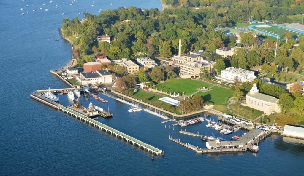 Landonhawes5's tweet photo. Blessed to receive my 1st scholarship offer from United States Merchant Marine Academy https://t.co/SqlTqhmCgX