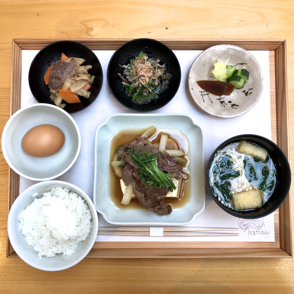 Ku Nel クウネル On Twitter 奈良へ出張 ランチに選んだのは ならまちの 鹿の舟 竃 かまど 竃で炊いた炊きたてのご飯と旬の大和野菜を使ったおかずのランチメニューが魅力です この日は大和牛の肉豆腐定食をチョイス 店の奥には地元産の食品や雑貨の販売