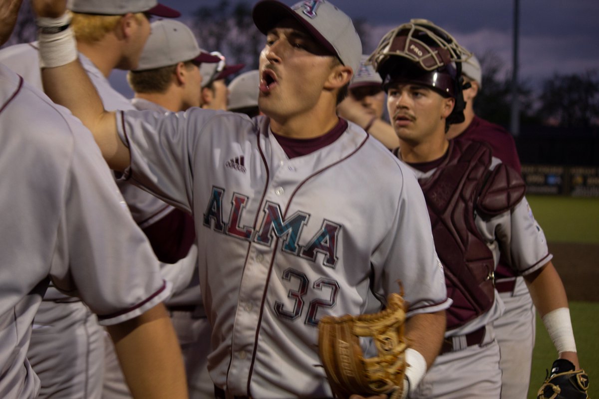 AlmaScots's tweet photo. Many lead changes. Multiple rain delays. Today's game had it all.
Somehow, someway, @AlmaScotsBSB survived and advanced to another day at the @MIAA1888 tournament. https://t.co/XOcOPaT37D
#GoScots #GreatScotsAtWork https://t.co/URhniEEzhb