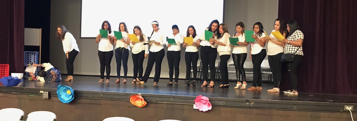 anjanettei3's tweet image. Community Evening Program performance by our parents!! #Englishlanguageproficiency #babysteps #success #diploma @McAllenISD @MISD_Parents1 #ged #citizenship #workforcereadyskills