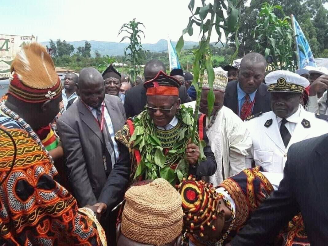 dion_ngute's tweet photo. This passage among you, as I told you, is significant from a return to dialogue in order to build agreements rather in serenity and not in a battle because we are a blessed country of god... https://t.co/rNYYTUKKCW