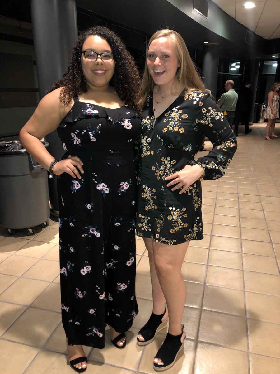 caufrican's tweet photo. #fznseniorslideshow19 https://t.co/EPBAuGI5dL