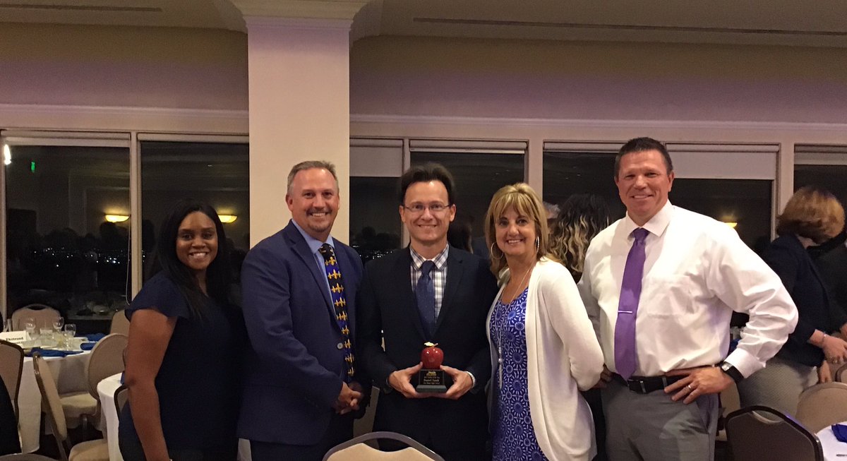 Teacher of the Year Banquet Congratulations Mr. Daniel Sandt so well deserved!! <a href="/SanPrincipal/">San Dimas HS Principal</a> @Dad4_Nance <a href="/DrAndreaPoma/">Andrea Poma</a>