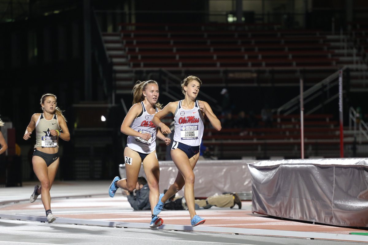 OleMissTrack's tweet photo. The 10K was an incredible way to end the night 📸

#HottyToddy | #SECTF https://t.co/lU8fCgd1Hu