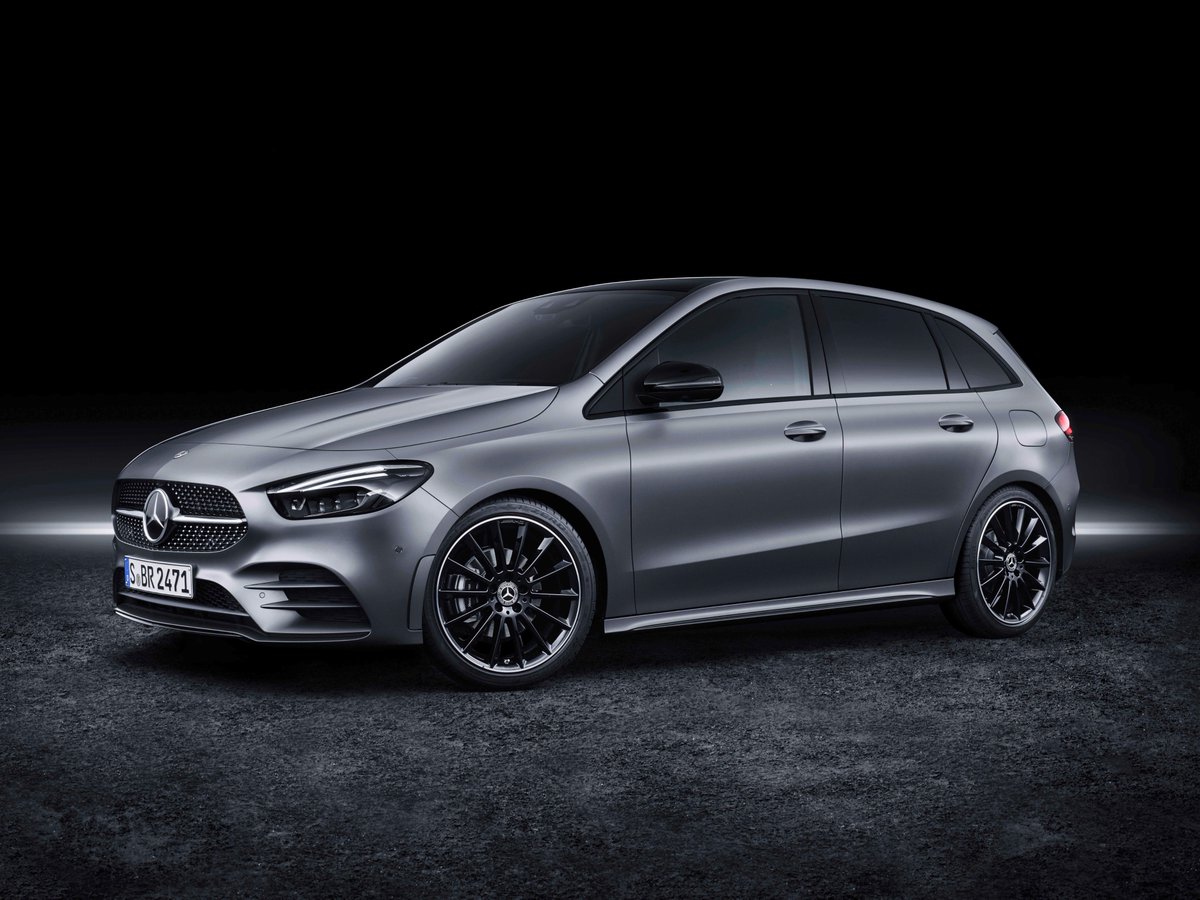 MercBenzNS's tweet photo. The dynamic new #BClass has arrived at Mercedes-Benz North Shore. With its functional design and distinctive sporty exterior, one brief look and you know that the B-Class is really something special. Have you booked a test drive yet? https://t.co/PijKZPufcs