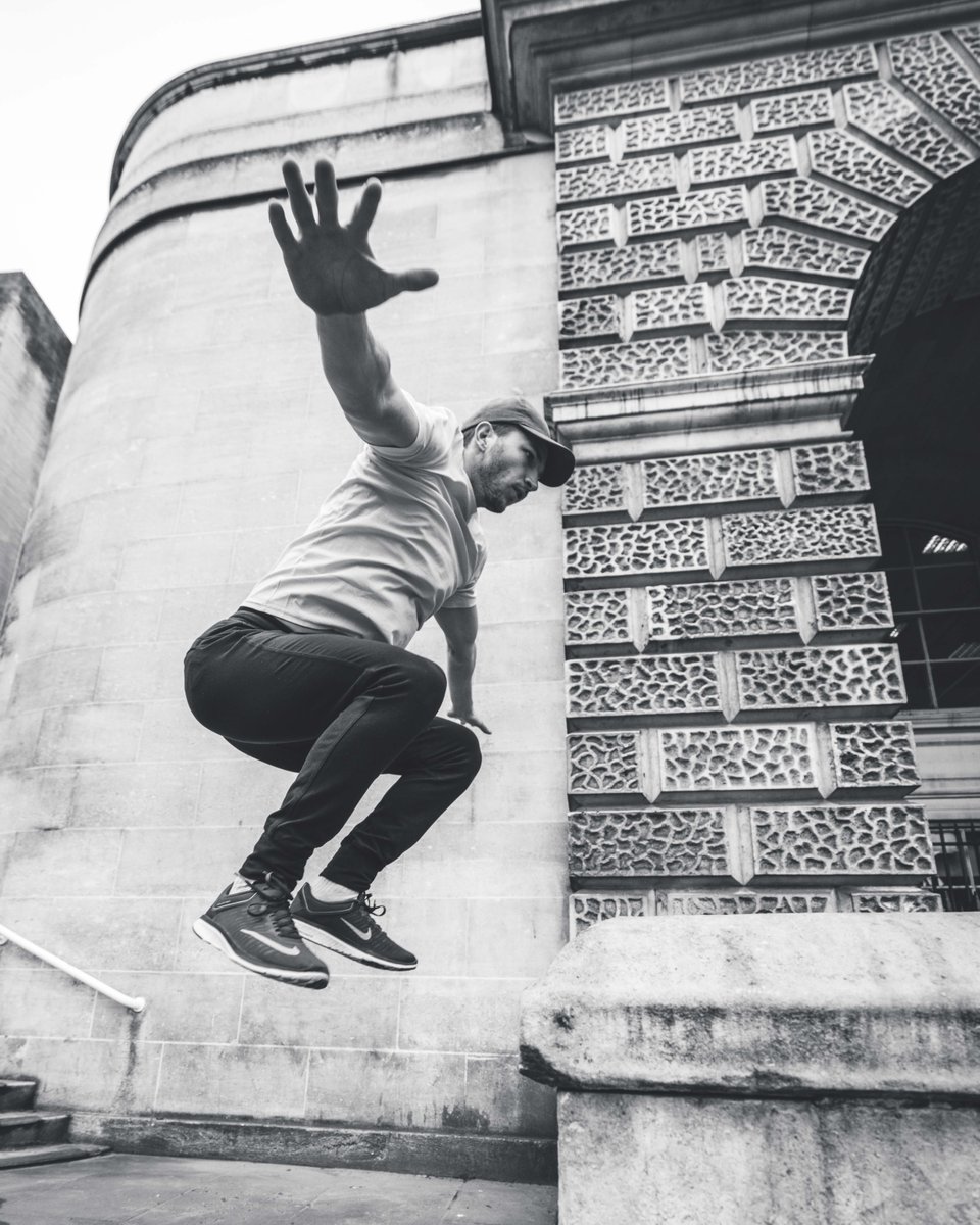 Holy cow! It’s FRIDAY! 

Time to FLLLLLYYYYY...

#bestsbootcamp #fly #flying #jumpforjoy #workout #celebrate #assaultbike #action