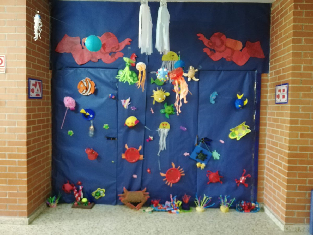 En Infantil hemos comenzado el último proyecto “Gnomos tras la huella” 🧙🏻‍♀️donde aprenderemos sobre cachorros, bichos y fondo marino. 🌎 
¡Queremos dar las gracias a las familias por su colaboración en los proyectos realizados! #Rihondo #InfantilRihondo