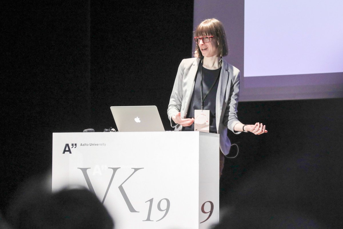AaltoUniversity's tweet image. .@lisacrost explained how data visualization is a balance of quick emotions and slow facts, which determine how we react and trust the data source. We have more empathy towards people who look like us, who are like us. #vizknowledge #vk19 #aaltofestival @vizknowledge