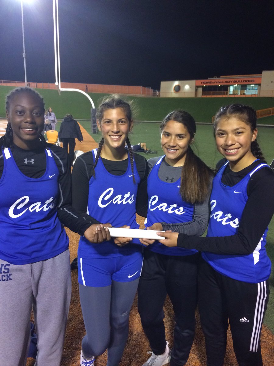 coachfaith45's tweet photo. So proud of the way these ladies ended the night! SQers in the 4x4 Relay! Best part about it: Frosh, Soph, Soph, Frosh! @fabjenn1140 @coachmarquez #LVTForever #YoungandFast https://t.co/qvZwIU3rvo