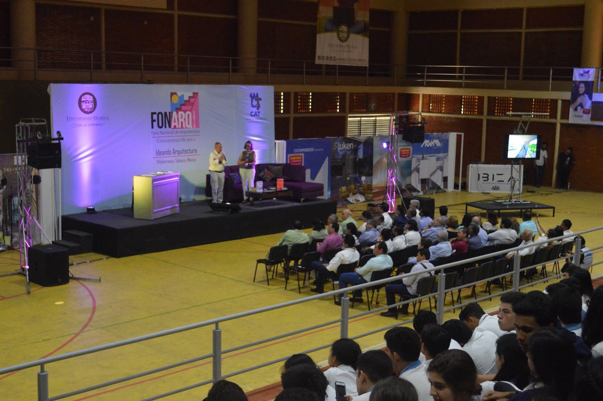 FONARQ's tweet photo. Los #arquitectos Francisco Serrano y Susana García Fuentes de Serrano Arquitectos y Asociados compartieron sus #experiencias en la #arquitectura con el público de #FONARQ 2019

#Conferencias #Talleres #SerranoArquitectos #CDMX #UniversidadOlmeca #Villahermosa #Tabasco #México https://t.co/YcLNURkM2y