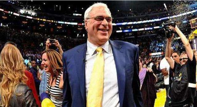 NBA里五大經典戰術:三角進攻僅第四,排名第一的簡直太無解!-黑特籃球-NBA新聞影音圖片分享社區
