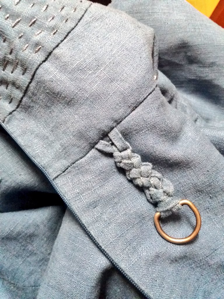 ManlimaCosplay's tweet photo. Finiquitando detallitos ☺
#commission #cosplay #costume #bodatematica https://t.co/eoiVfpZ2fP