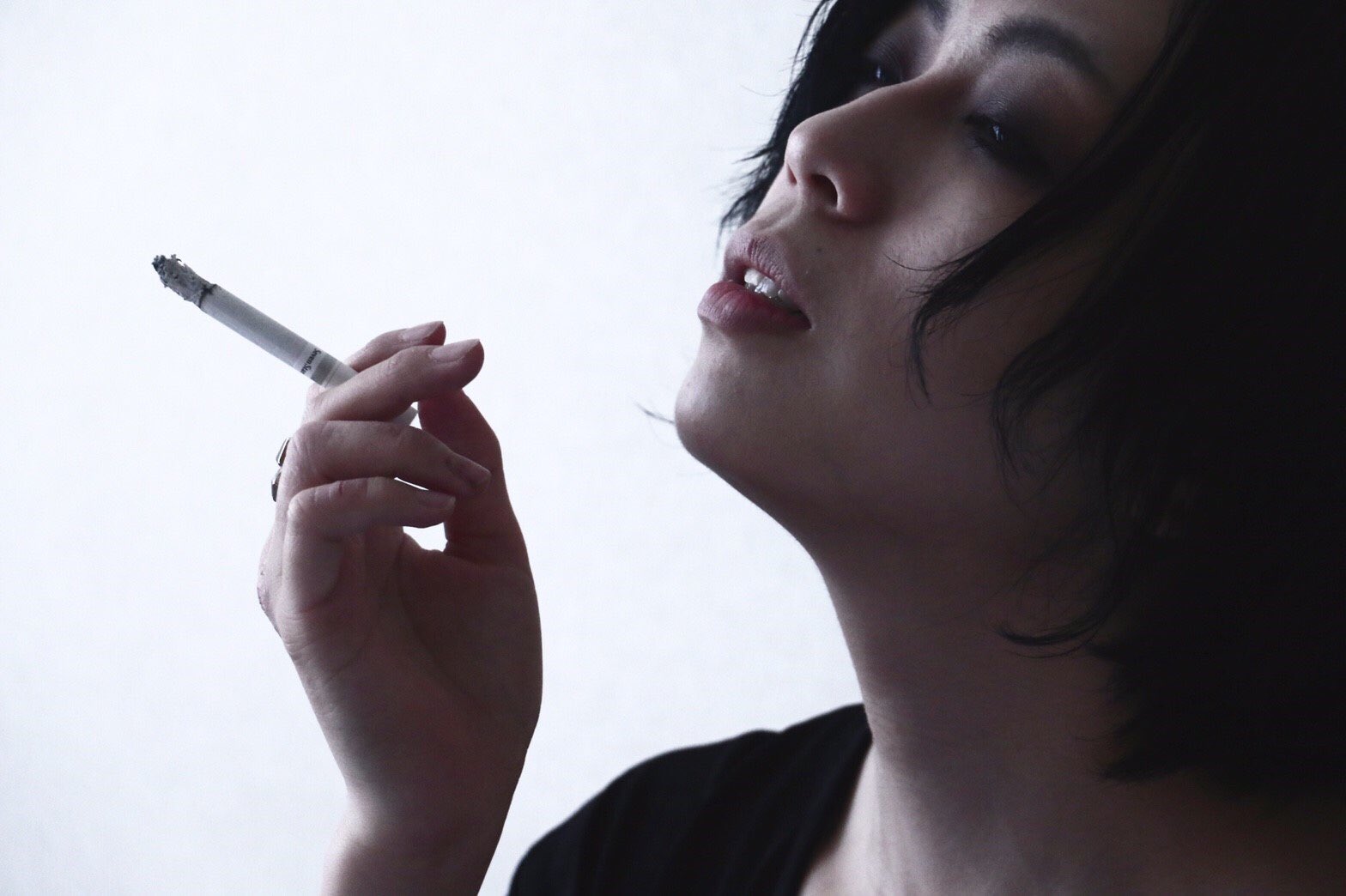 竹山キョん 煙草吸ってる女性を撮影しまくる企画 Smokegirlproject のモデルを募集しております 協力してくださる方は随時ご連絡お待ちしてます 煙草の種類 電子タバコ 葉巻 種類は問いません お待ちしてます T Co Pbb8iqtm7x Twitter 竹山キョん 煙草吸ってる女性を撮影しまくる企画 Smokegirlproject のモデルを募集しております 協力してくださる方は随時ご連絡お待ちしてます 煙草の種類 電子タバコ 葉巻 種類は問いません お待ちしてます T Co Pbb8iqtm7x Twitter