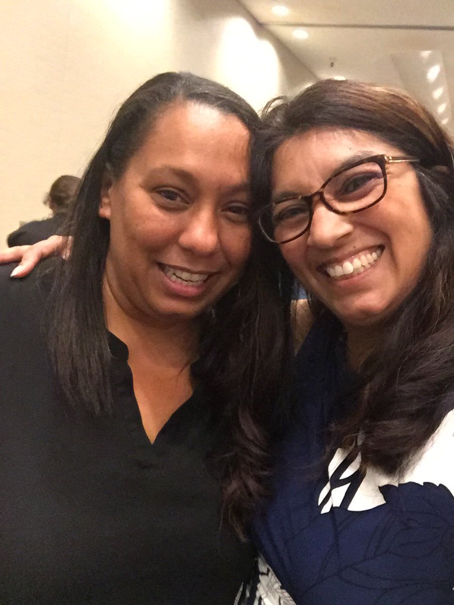 sbomobil's tweet photo. Reconnecting with wonderful friends at MDEA Academy Awards 2019. #mdusd https://t.co/hWSWWUybyf