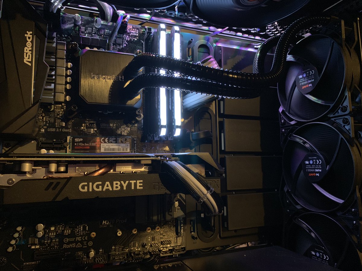 JezyTech's tweet image. Sooo proud of how this turned out!
 @IntelUK @ASRockInfo @bequietofficial @CORSAIR @GigabyteUK @SiliconPowerEN @Seagate #pcbuild #CustomSetup #GamersUnite #pcgamer
