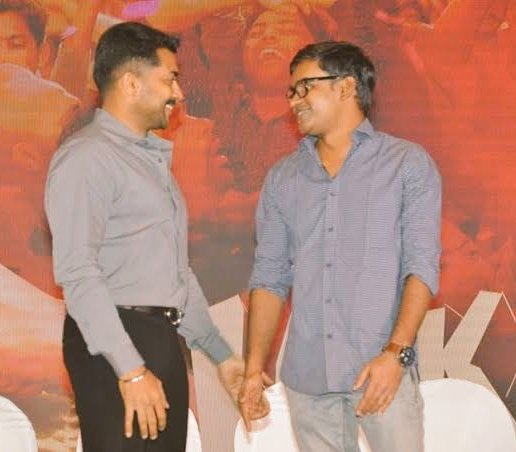 SidharthOsSfc2's tweet photo. #17YearsOfSelvaraghavan
#17YearsOfDhanushism
Started Their Journey With Thulluvadho Ilamai in 2002 may 10.
#NGK #NGKFromMay31
@Suriya_offl @selvaraghavan
@dhanushkraja https://t.co/Y1ldaQ7G7p
