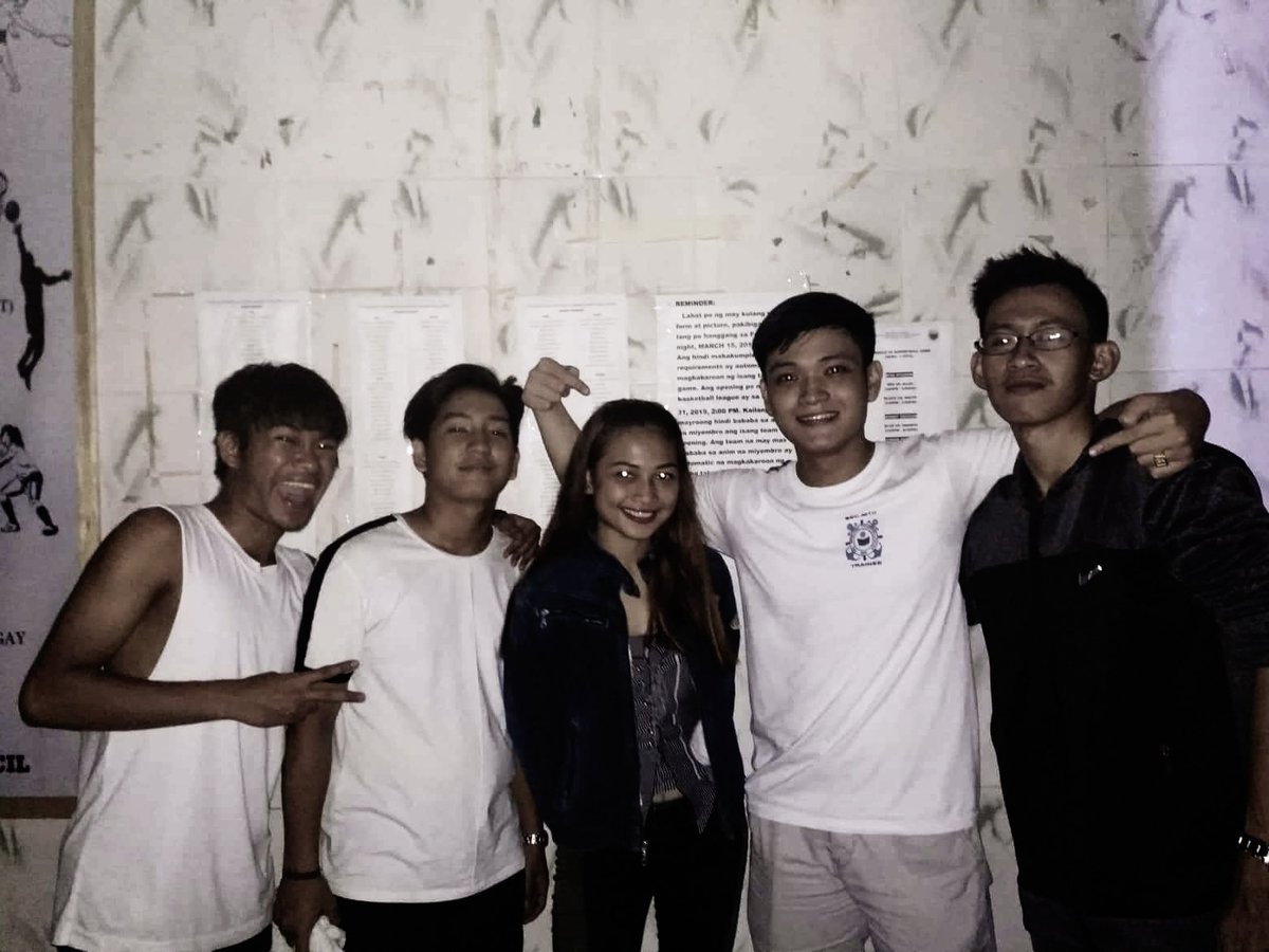 jrgclrk's tweet photo. Salamat San roque!! Salamat sa inyo mga kasama gagaling ninyo!
Di man pinalad pero ayos na din kasi nakalaban natin mga idolo natin.
#firstbattle
#brokenpieces
#sanroquebattleofthebands2019 https://t.co/RzWCc2YDC2