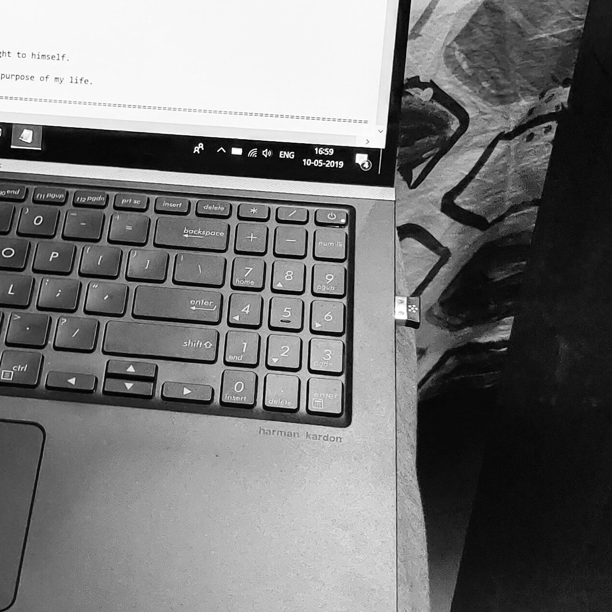 UpriseLucid's tweet photo. Working on #story of our next #game. FEELING EXCITED.. 😊💻 #upriselucid #indiedev #indiegamedev #work #writing #author #storyteller #special #trendsetter

@Rishabh13572077 @AnubhavDhiman_ https://t.co/UMvFKJCDvP